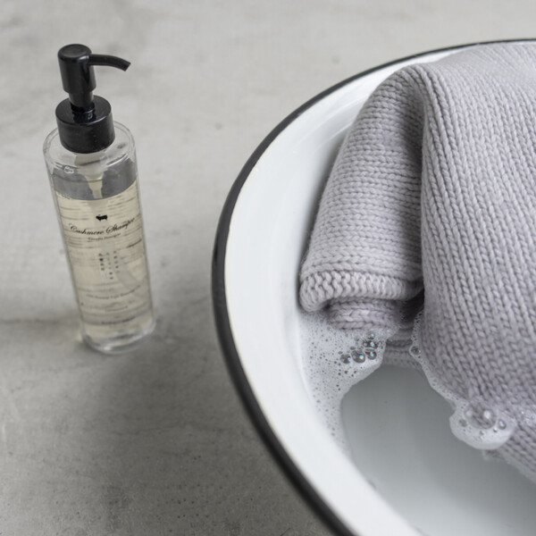 How to wash YURI PARK Knit Wear